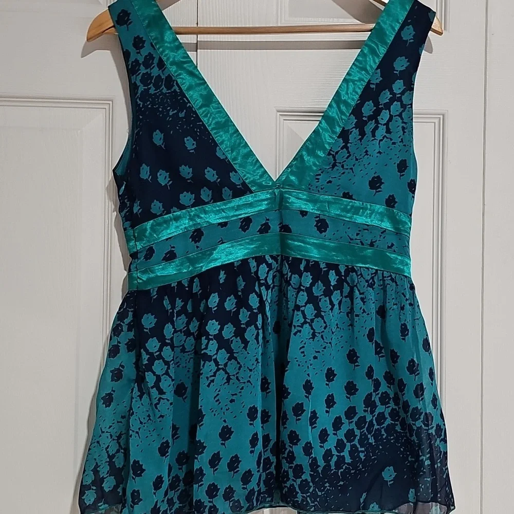 💙 Be Mine by Doe & Rae Teal Floral Babydoll Top 💙 - Picture 4 of 4